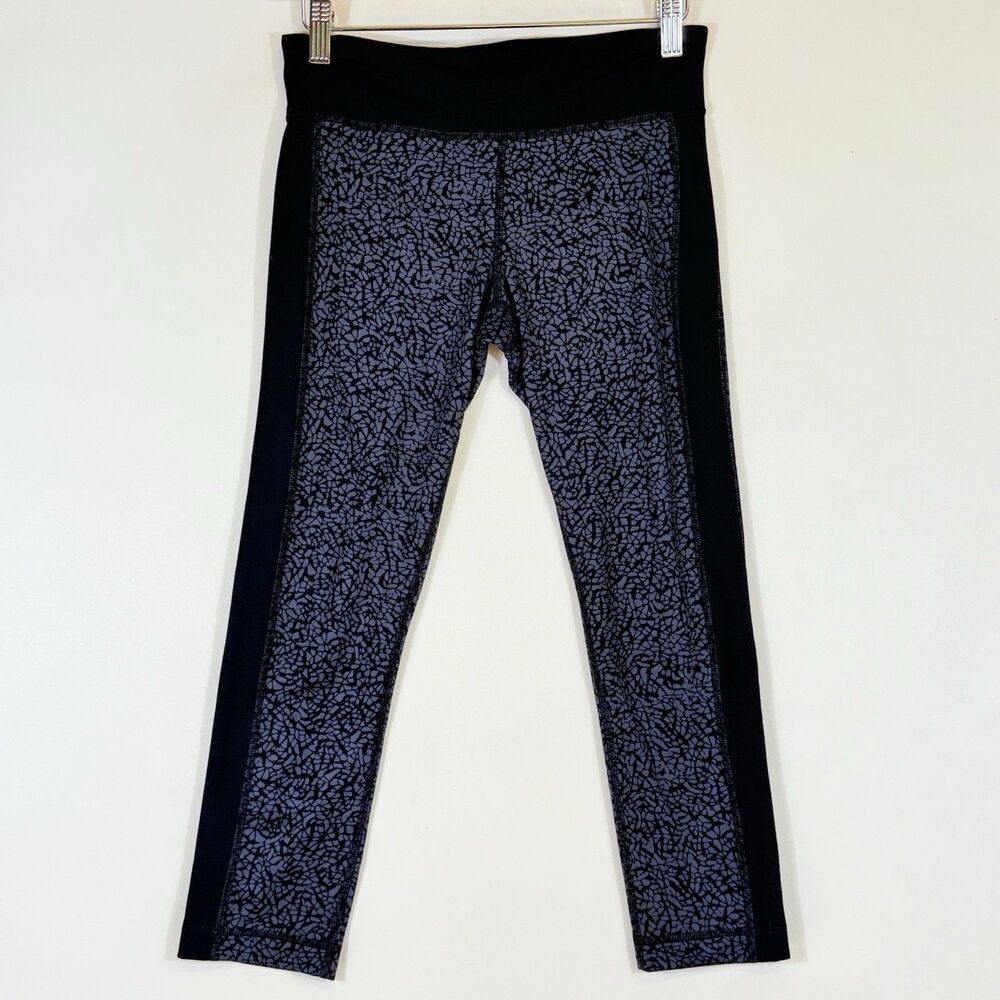 Under‎ Armour Cropped Leggings Womens Small Black Grey Crackle Base Layer Pants